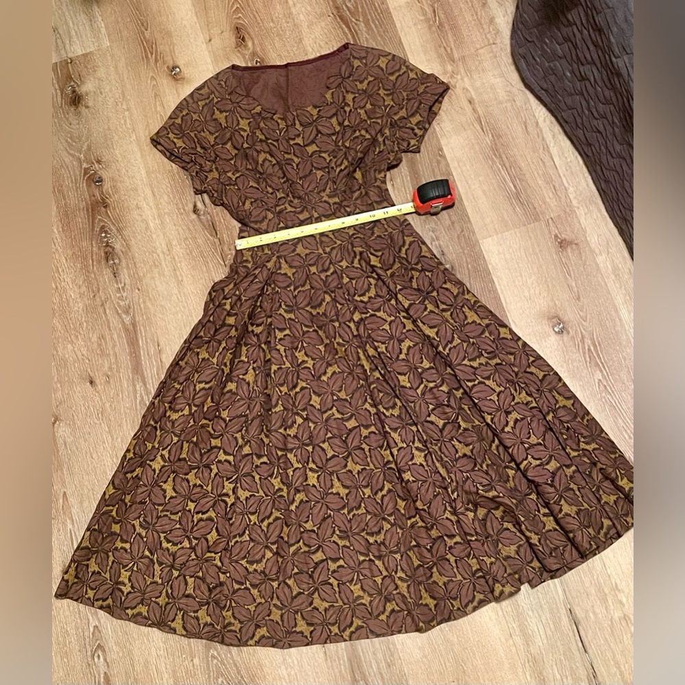 1950’s vintage brown gold fall leaves dress retro full circle skirt XS VLV pinup - Picture 7 of 11